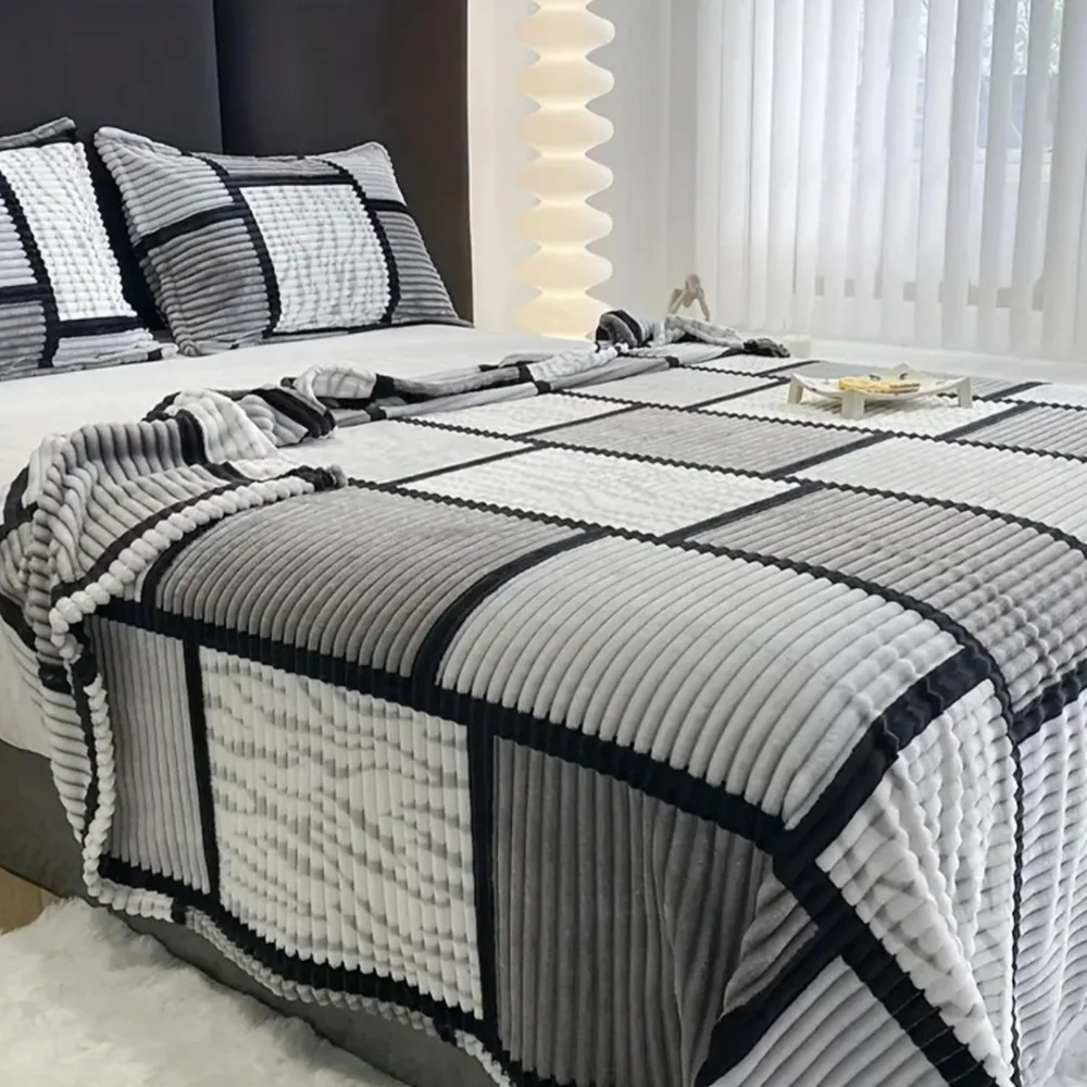1pc Checkered Twin Plush Throw Blanket Bedding NWT